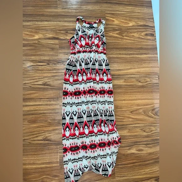Plunge Neck tribal print red black stretchy Maxi Dress - Picture 3 of 5